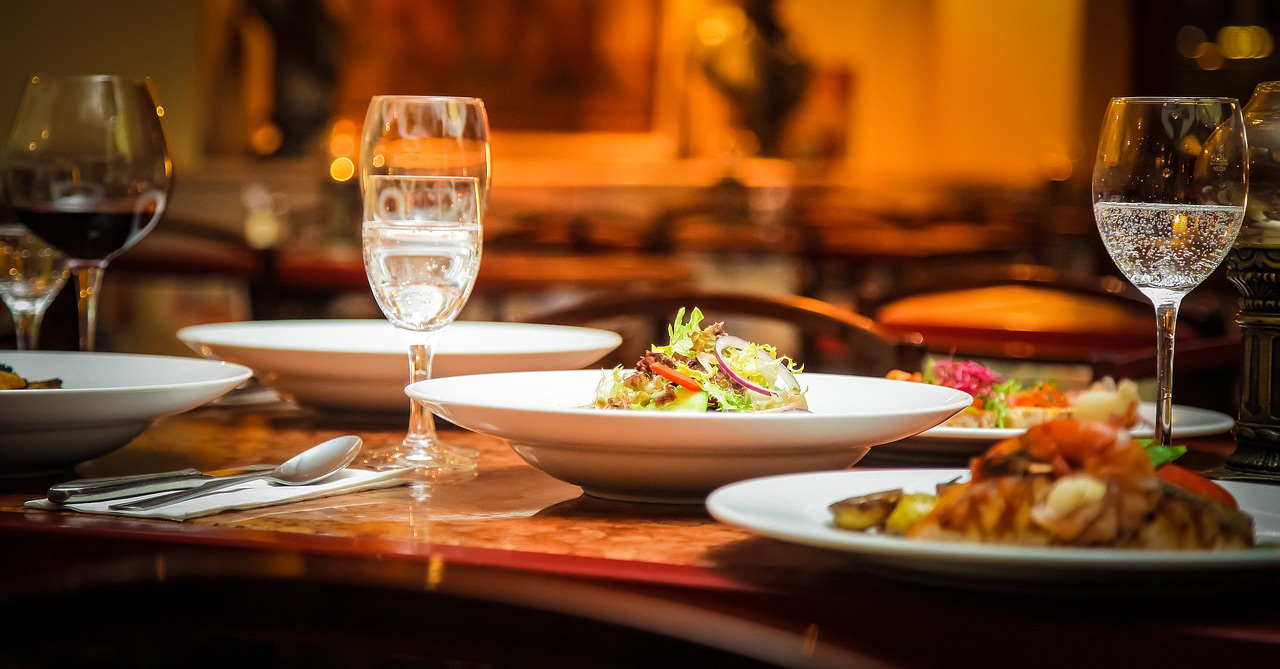 Foods & Restaurant